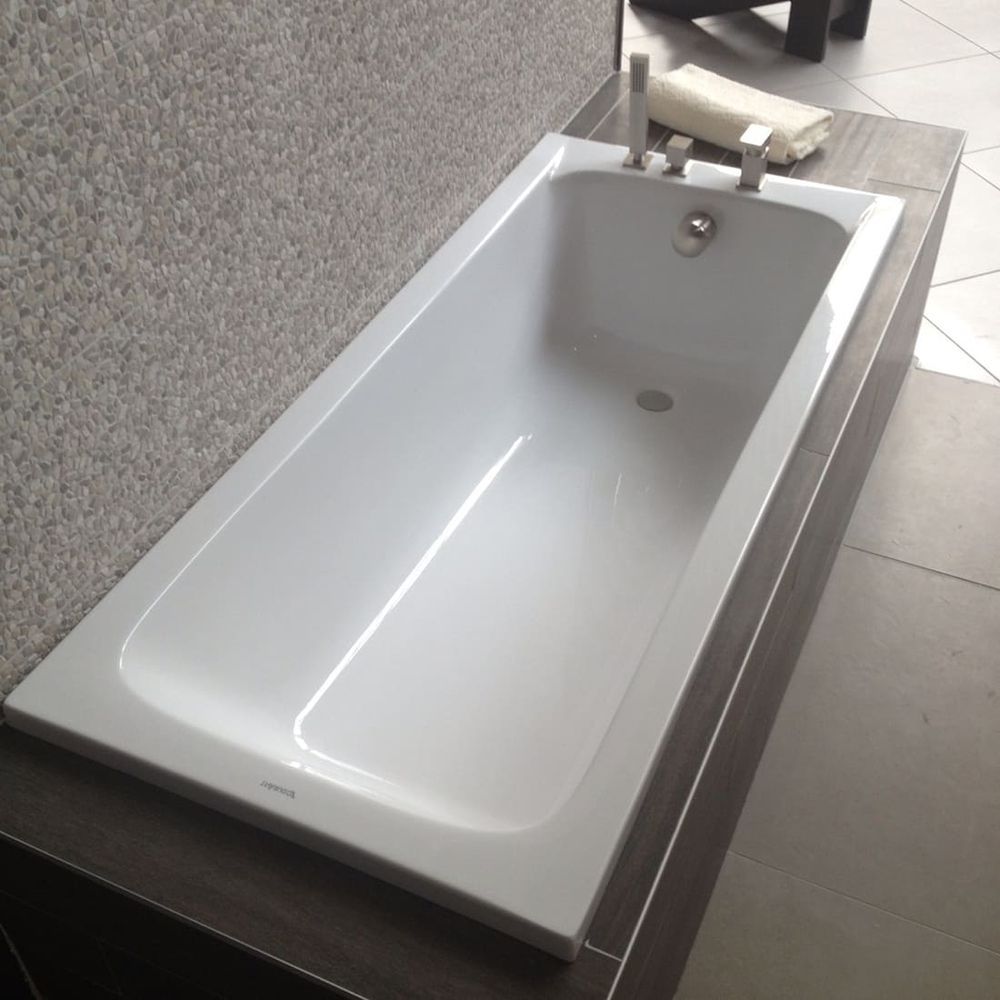 Ванна акриловая Duravit D-Code 160х70 (700096000000000) 700096000000000 &mdash; фото в Esantehnika