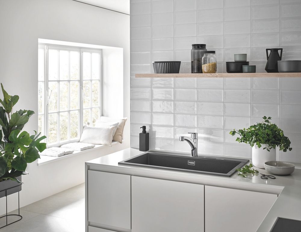 Змішувач для кухні з висувним виливом Grohe QuickFix Start (колір - хром) 30531001 30531001 &mdash; фото в Esantehnika