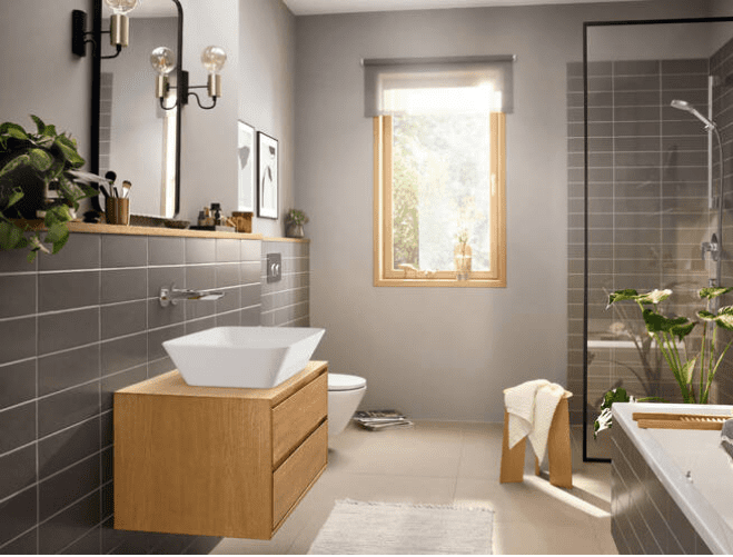 Смеситель для раковины настенный Hansgrohe Rebris E (цвет - хром), излив 200 мм 72568000 72568000 &mdash; фото в Esantehnika