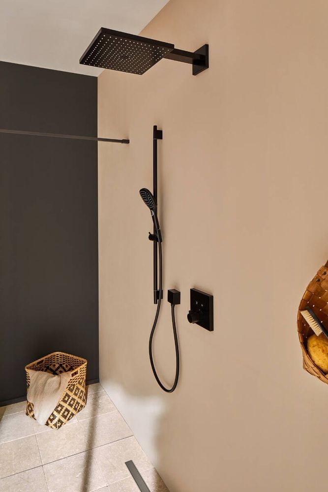 Лійка для душу Hansgrohe Raindance Select E 120 (колір - чорний матовий), 3 види струменя 26520670 26520670 &mdash; фото в Esantehnika