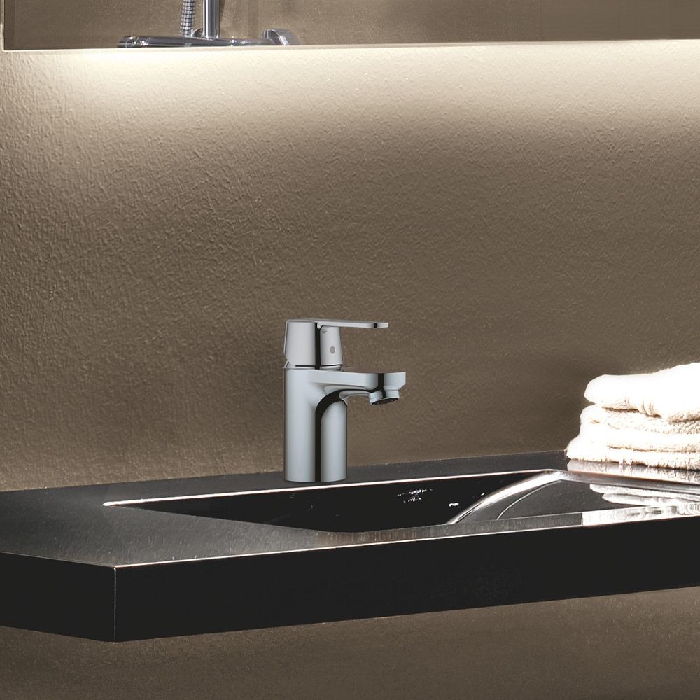 Смеситель для раковины S-размера Grohe QuickFix Get (цвет - хром) 32883000 32883000 &mdash; фото в Esantehnika