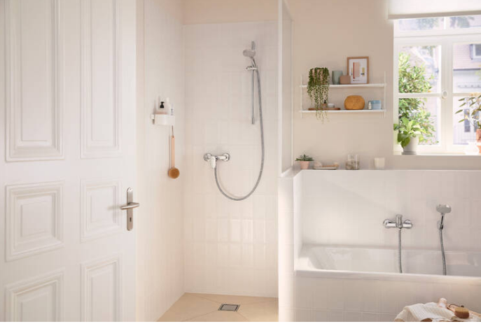 Смеситель для душа Hansgrohe Rebris, Chrome (72640000) 72640000 &mdash; фото в Esantehnika