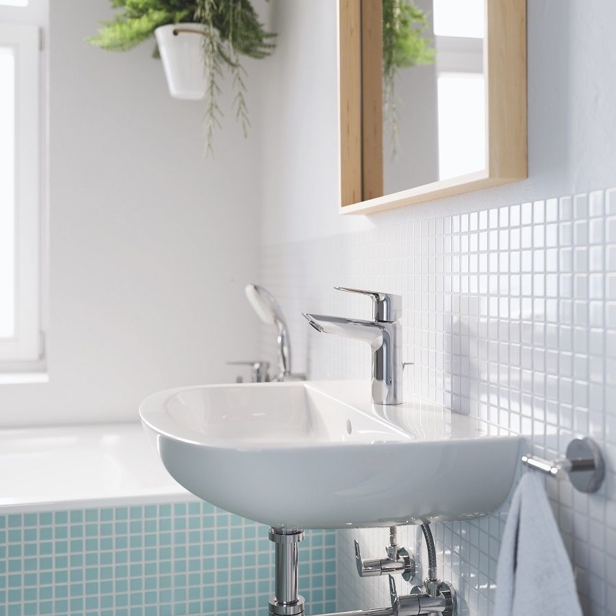 Набір змішувачів для ванни 3 в 1 Grohe Bauloop New M-Size UA123215M0 (23762001+23603001+27598001) UA123215M0 &mdash; фото в Esantehnika